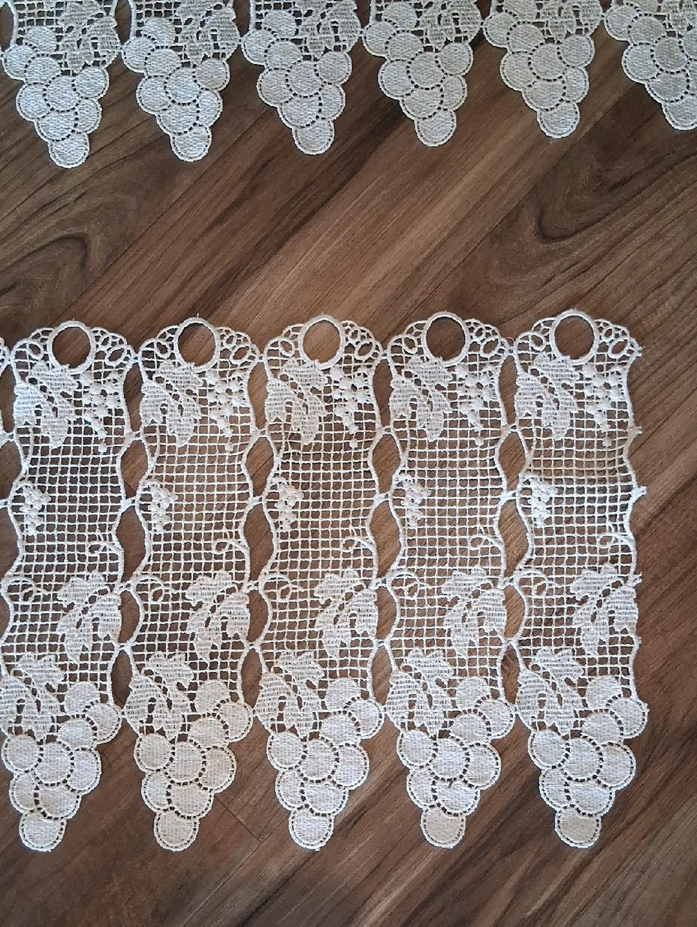 These are Ecru‎ macramé lace valances featuring a grape vine & fruit pattern